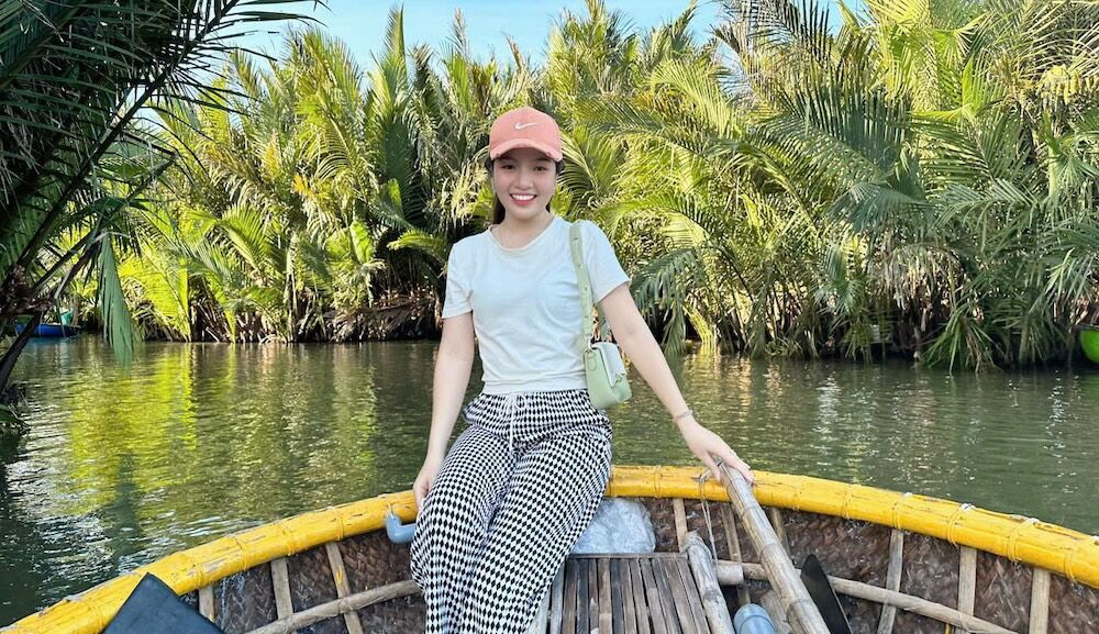 Start your shared journey with Hoi An’s serene glow